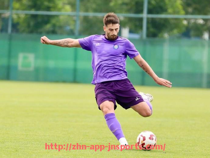 江南体育APP下载-巴萨西甲比赛直播观看方式与解说信息