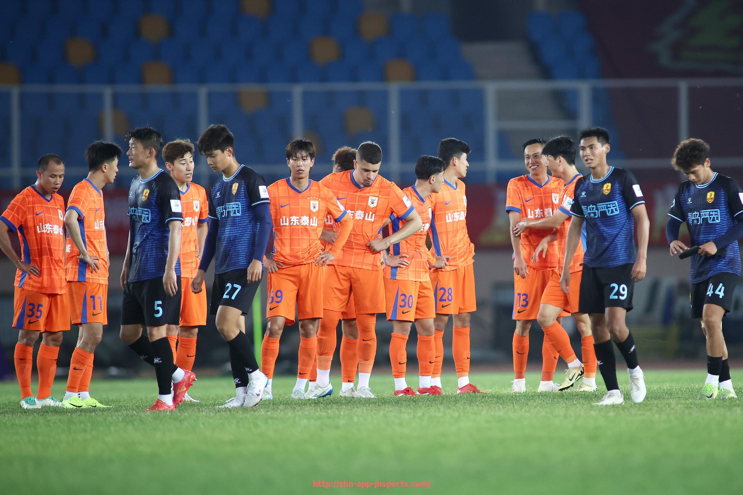 江南体育APP下载-热刺俱乐部英超球衣历年款式与主客场分布