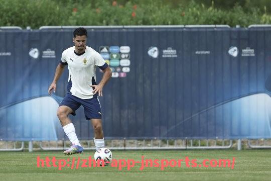 江南体育APP下载-2021年利物浦欧冠赛季战绩与关键比赛点评